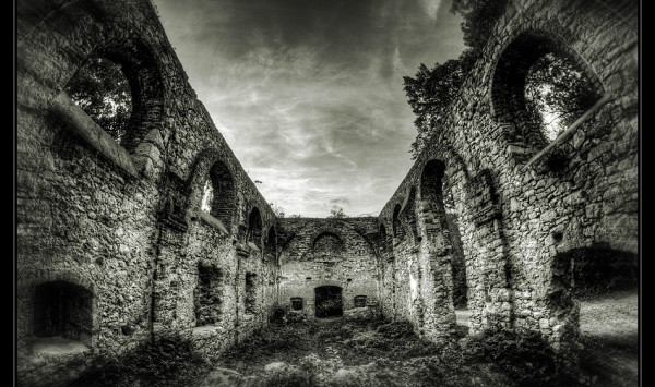 Ruine_Scharfeneck-Pforte_web