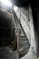 Stairway-to-the-lights-web