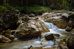 Gebirgsfluss-Dolomiten2016-web