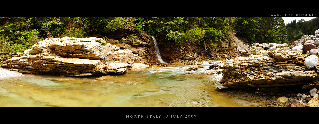 fluss_panorama_desktop