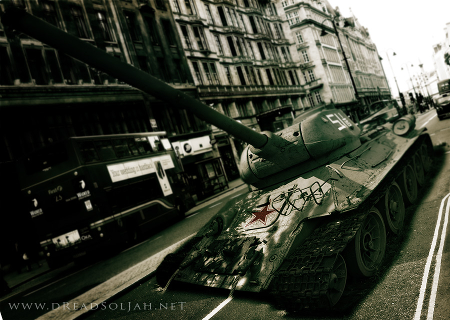 tanks_in_london_desktop